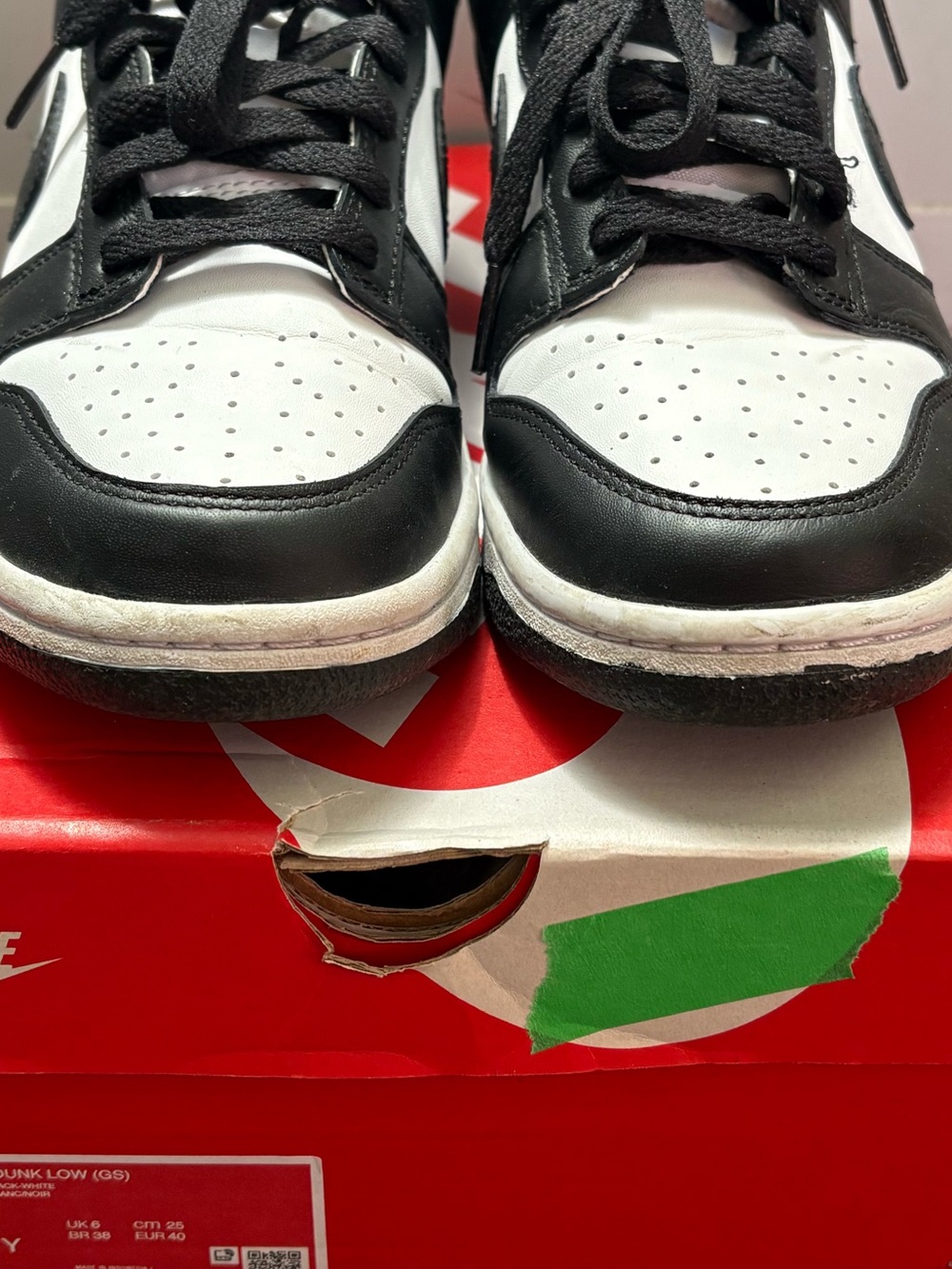 Nike Panda dunks - Picture 4 of 5